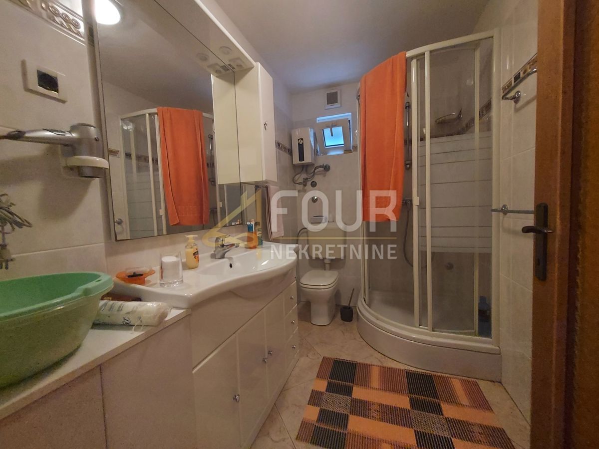 Novi Vinodolski, 180m2