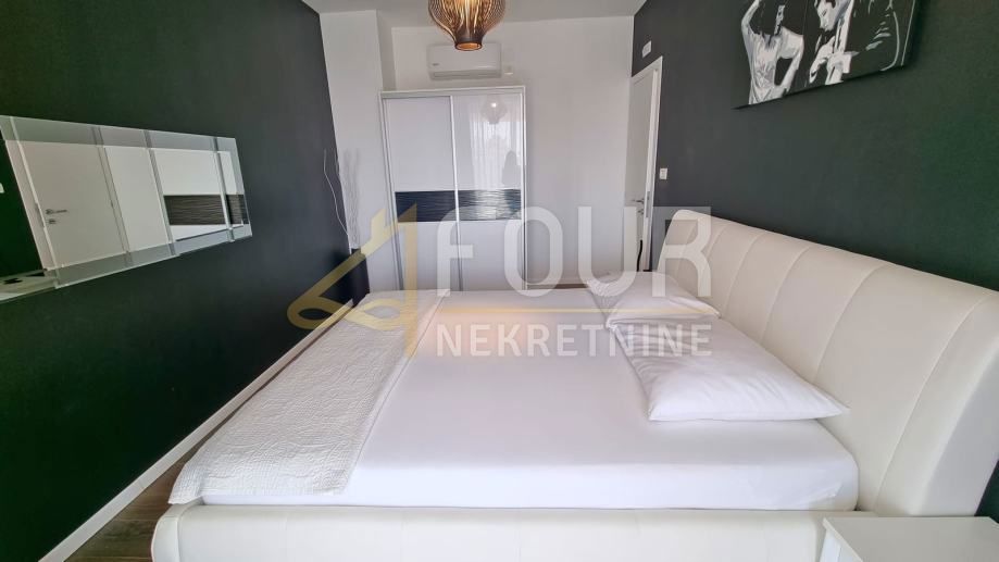 Šmrika, Kraljevica, 406m2