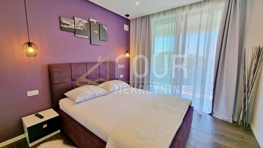 Šmrika, Kraljevica, 406m2