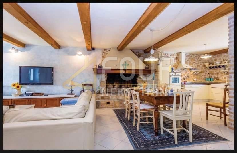 Šilo, Dobrinj, 170m2