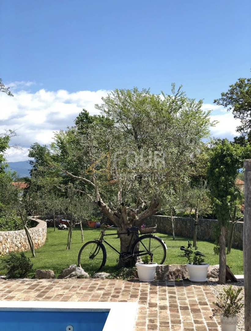 Šilo, Dobrinj, 170m2