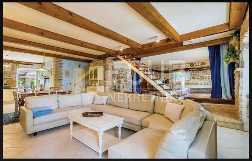 Šilo, Dobrinj, 170m2