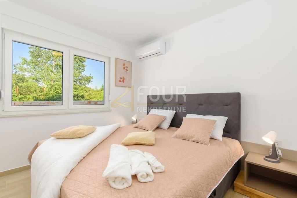 Svetvinčenat, 170m2