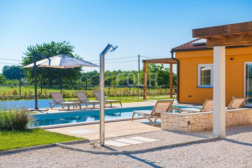 Svetvinčenat, 170m2