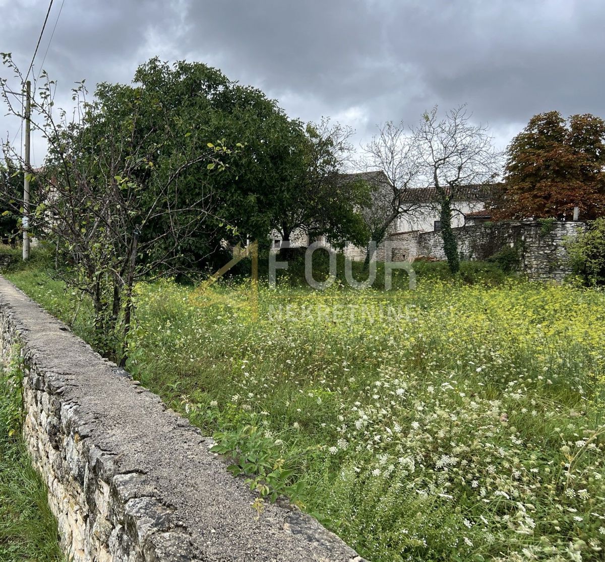 Svetvinčenat, 384m2