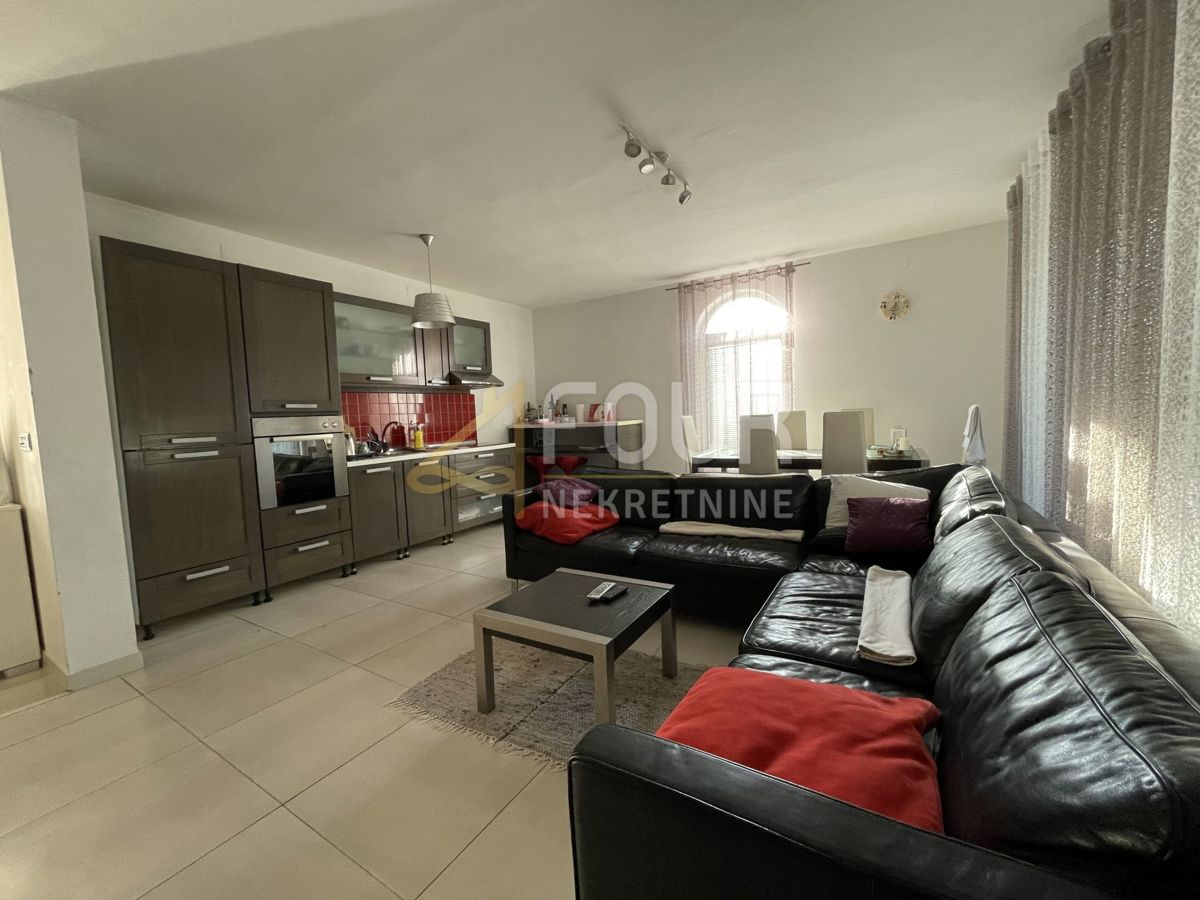 Novi Vinodolski, 200m2