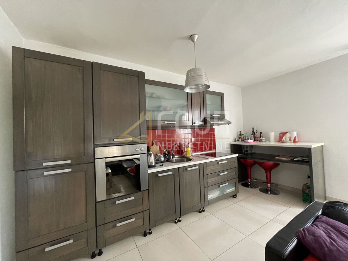 Novi Vinodolski, 200m2