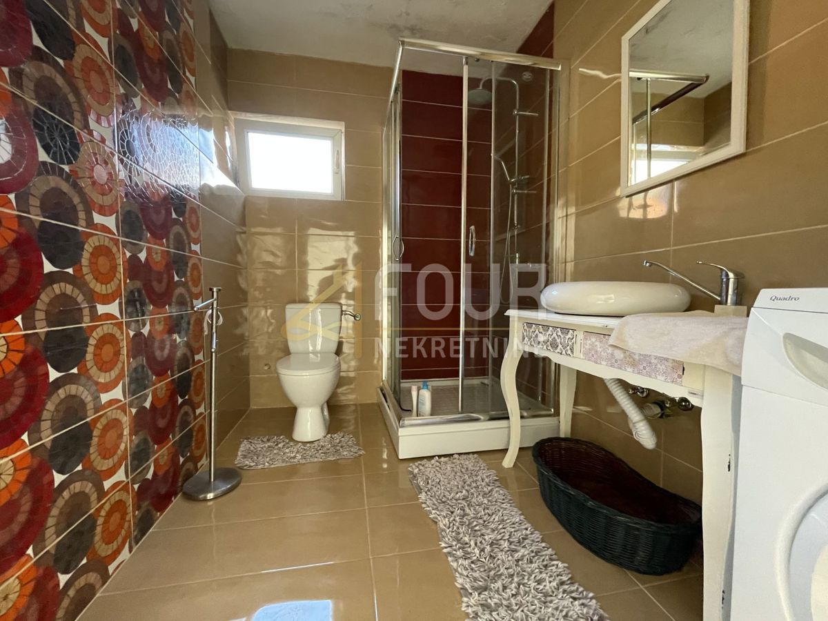 Novi Vinodolski, 200m2