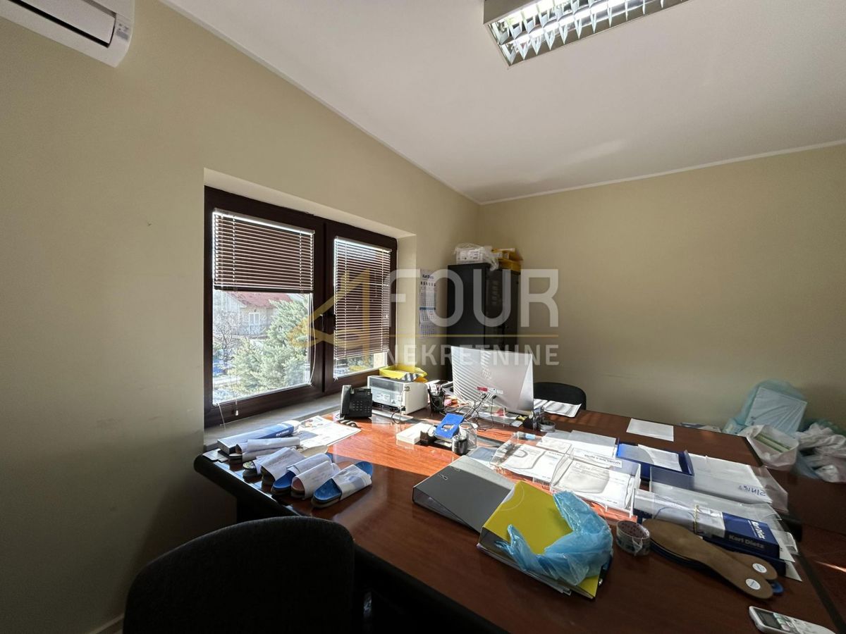 Zamet, Rijeka, 352m2