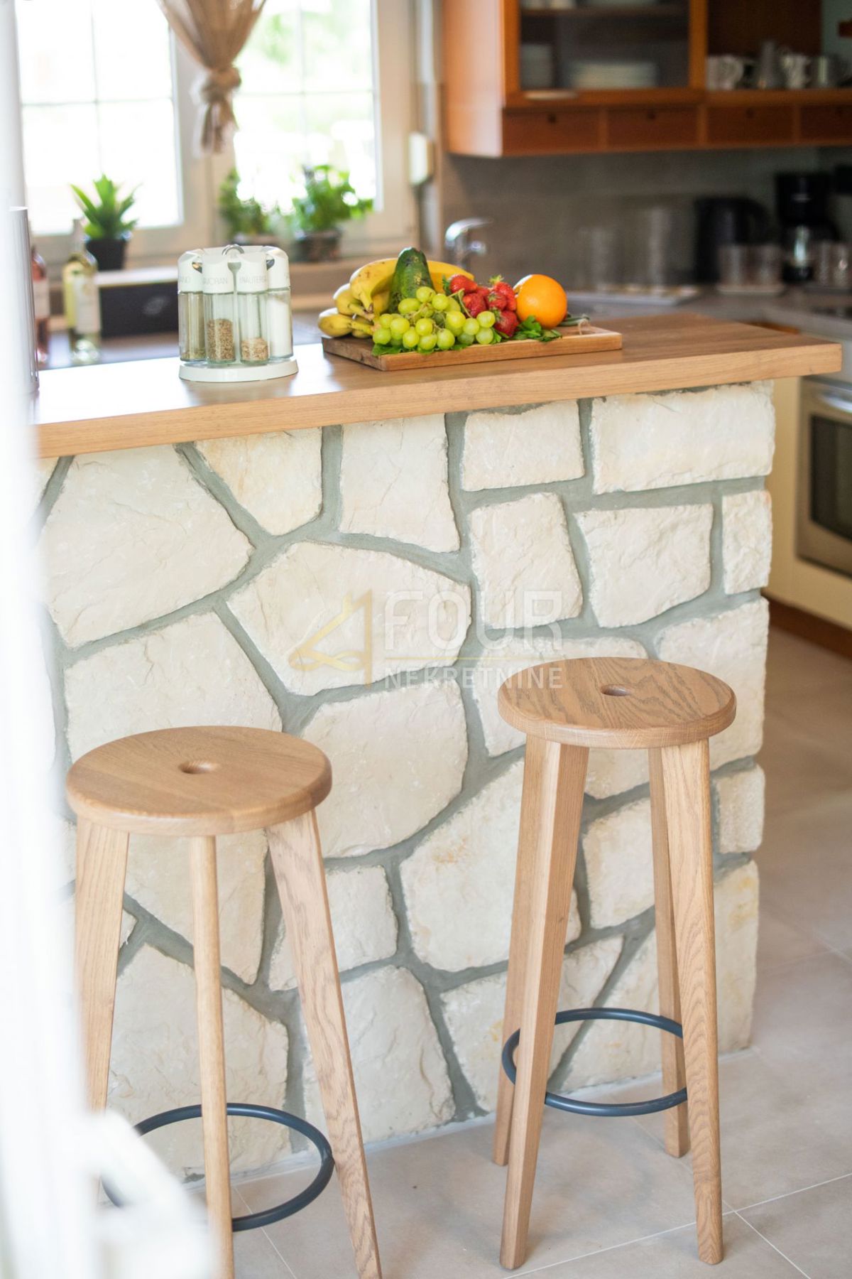 Klimno, Dobrinj, 210m2