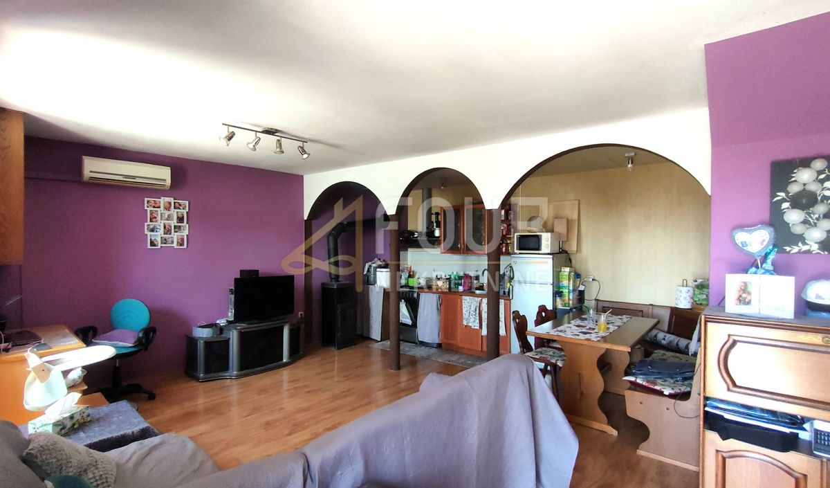 Srdoči, Rijeka, 220m2