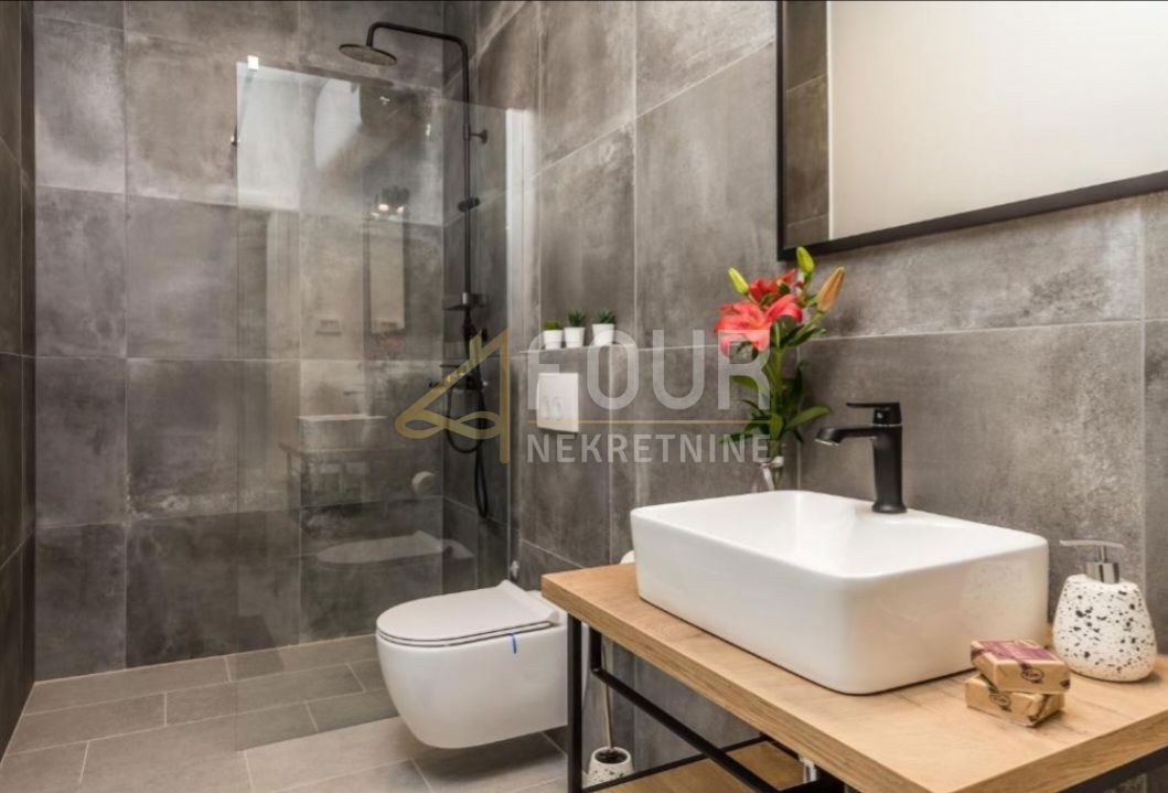 Centar, Rijeka, 136,61m2