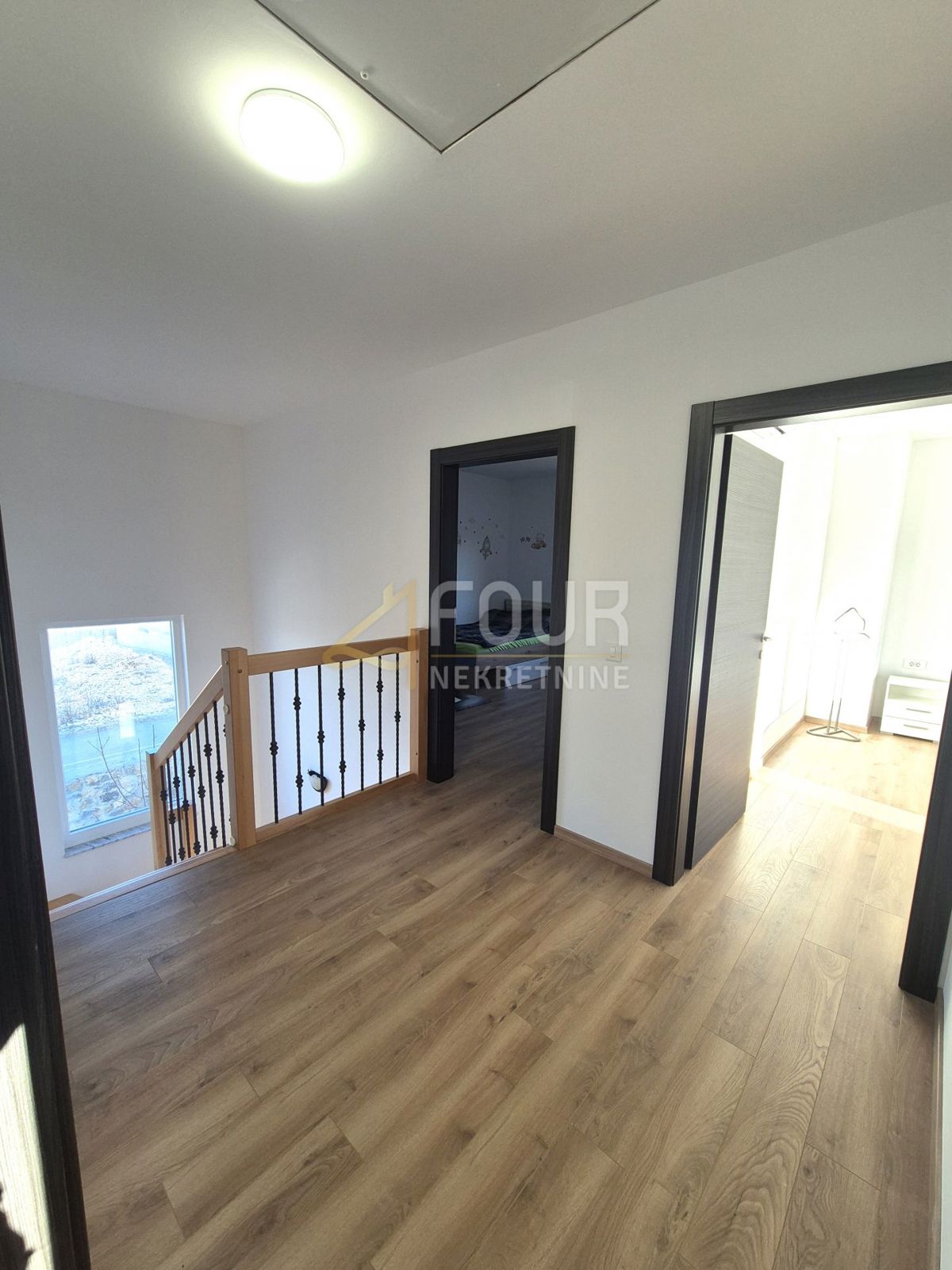 Vrbnik, 152m2