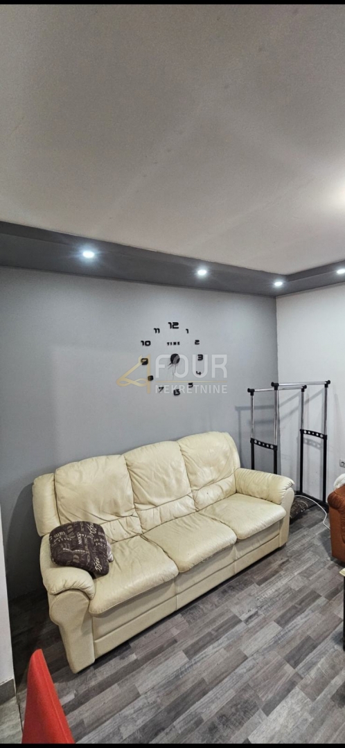 Moravice, Vrbovsko, 250m2