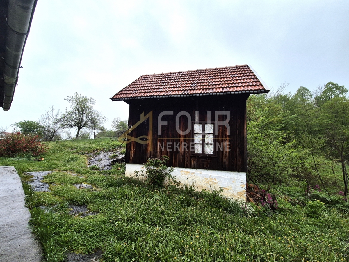 Moravice, Vrbovsko, 250m2