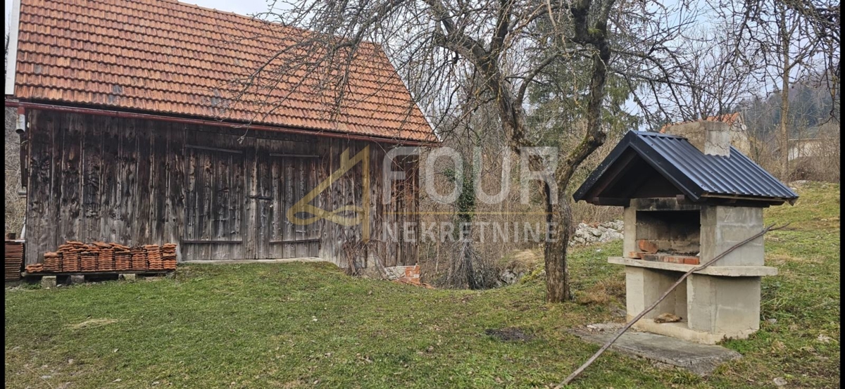 Moravice, Vrbovsko, 250m2