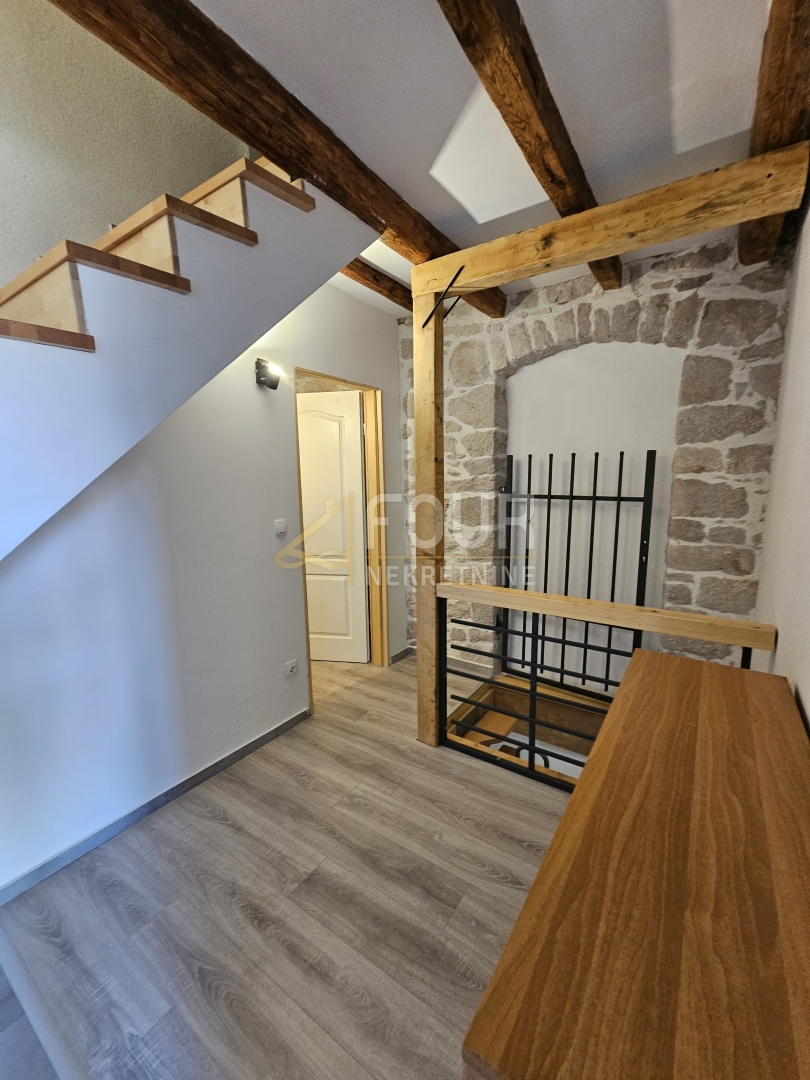 Veli Iž, Zadar - Okolica, 94m2