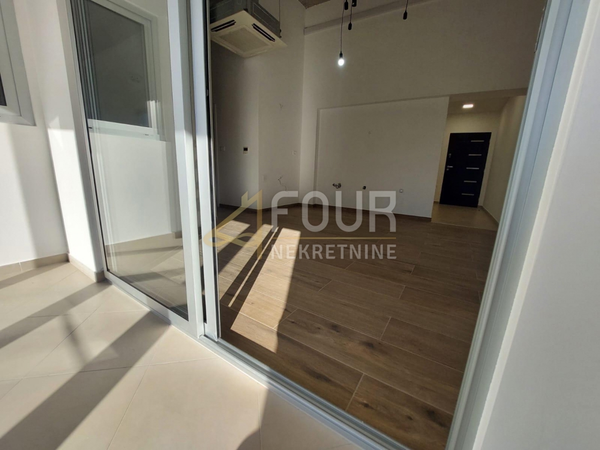 Veli vrh, Pula, 63m2