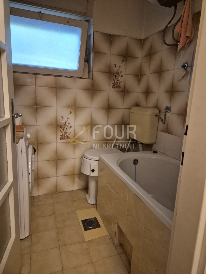 Pećine, Rijeka, 40,83m2