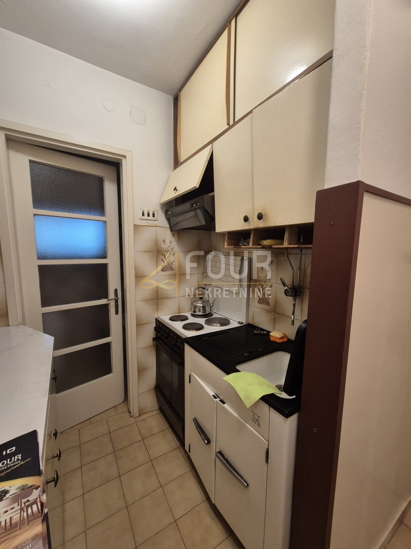 Pećine, Rijeka, 40,83m2