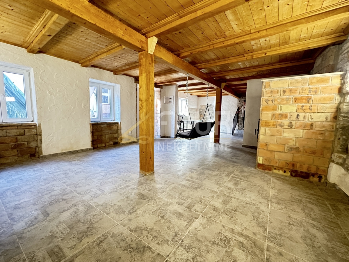 Monte Zaro, Pula, 251m2