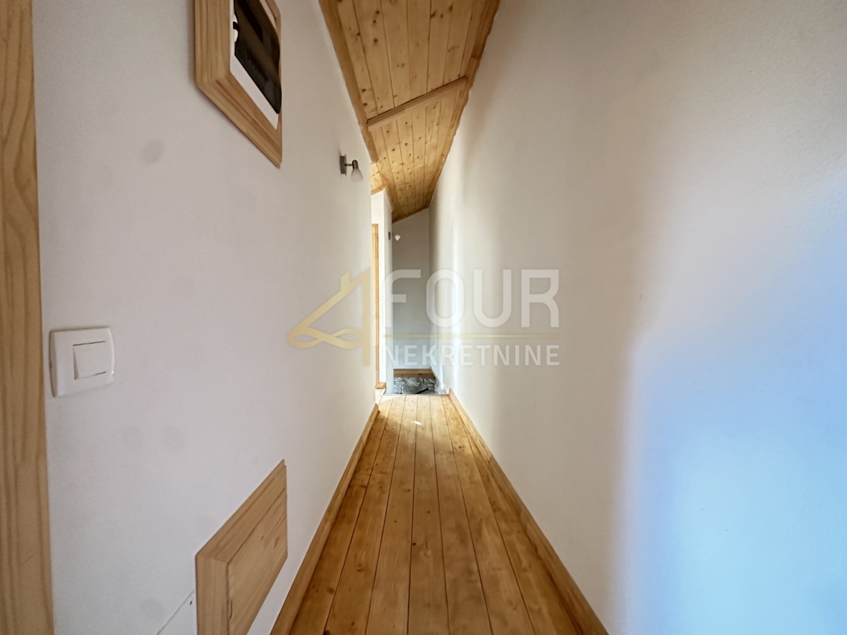 Monte Zaro, Pula, 251m2