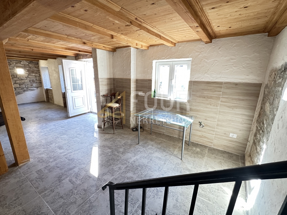 Monte Zaro, Pula, 251m2