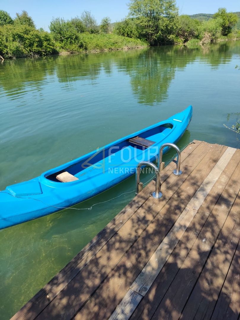 Karlovac - zona circostante, bellissima proprietà vicino alla Korana