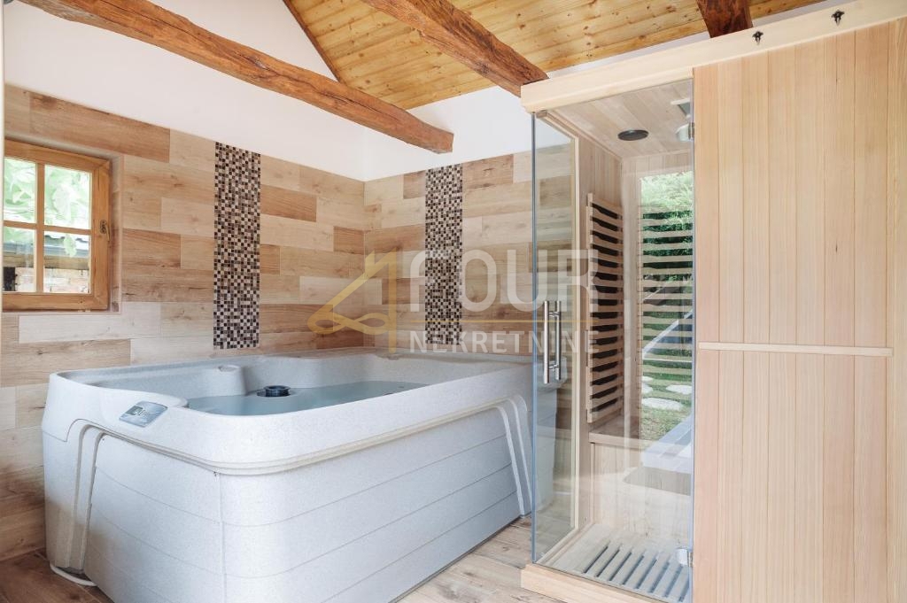 Karlovac - zona circostante, bellissima proprietà vicino alla Korana