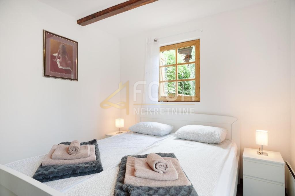 Karlovac - zona circostante, bellissima proprietà vicino alla Korana