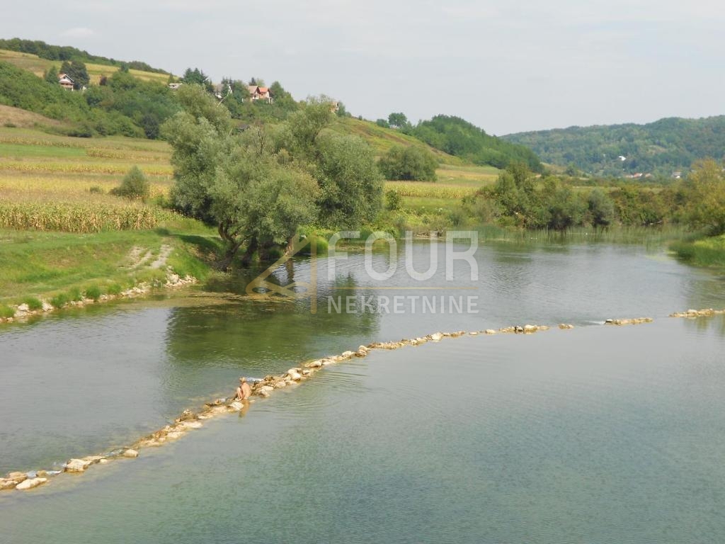 Karlovac - zona circostante, bellissima proprietà vicino alla Korana