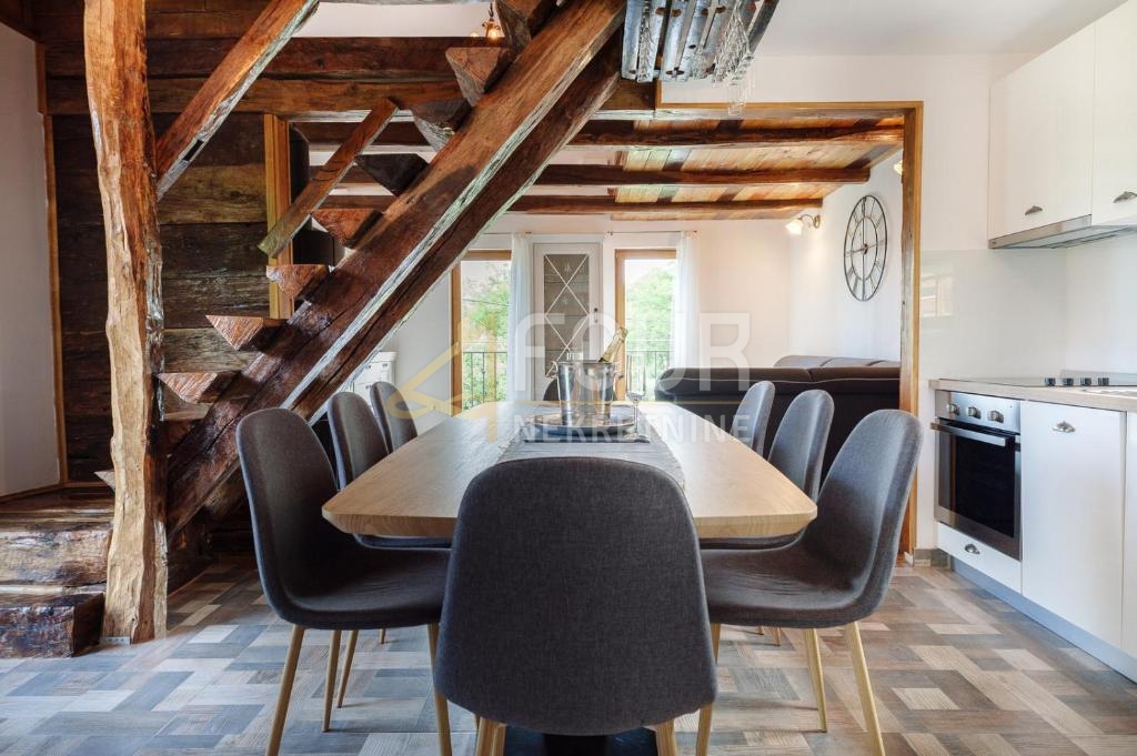 Karlovac - zona circostante, bellissima proprietà vicino alla Korana