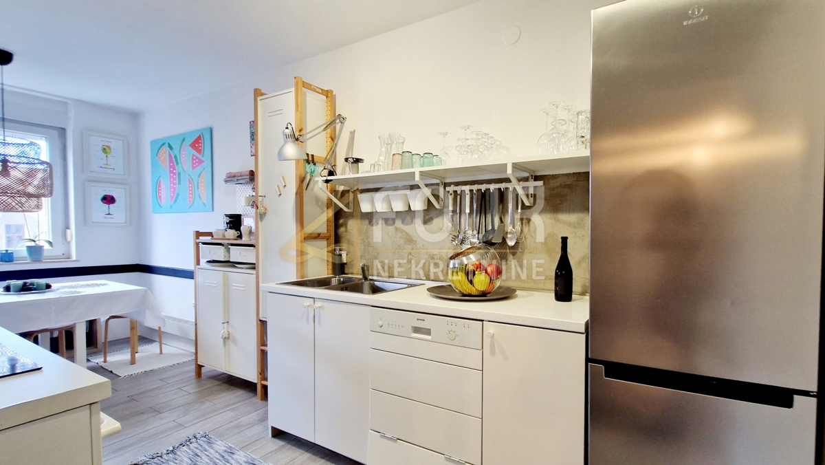 Centar, Pula, 96,36m2