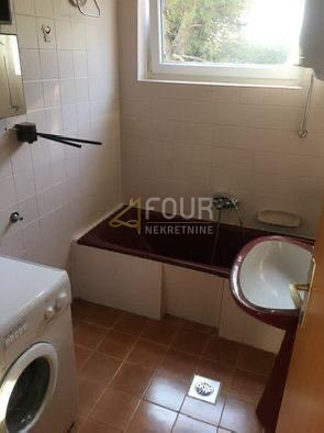 Trget, Raša, 247,26m2