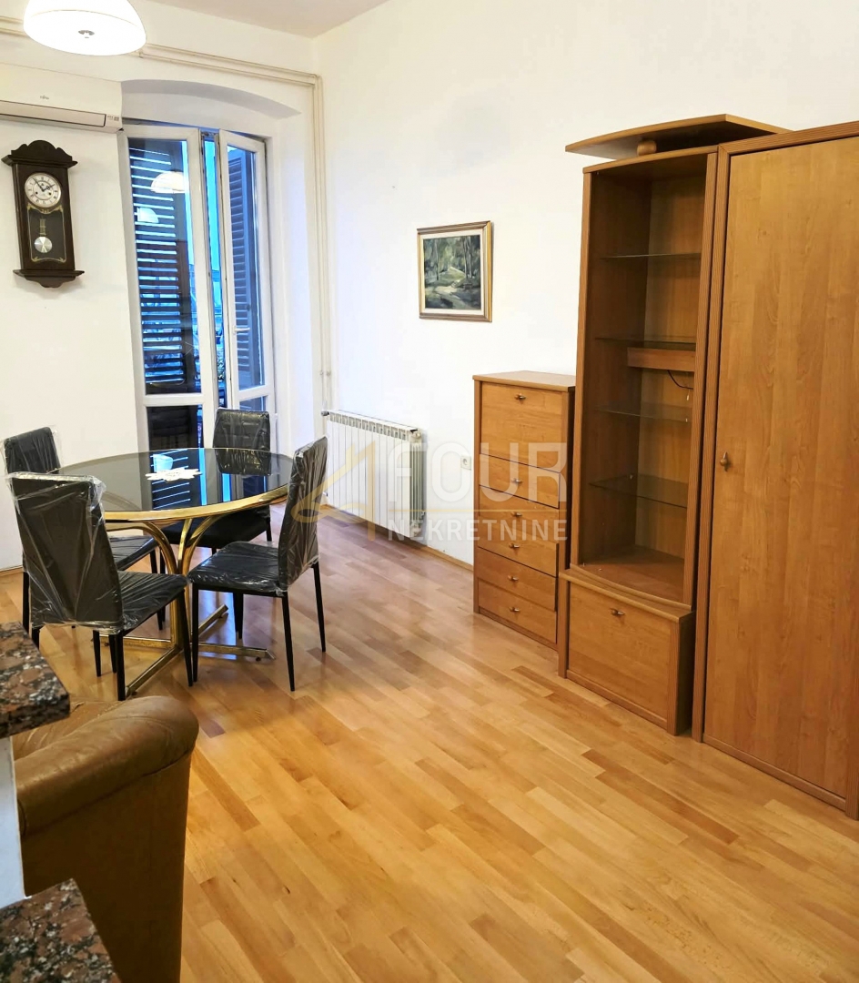 Centar, Rijeka, 117,63m2