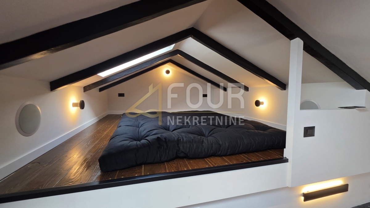 Fiume, centro cittadino, monolocale più soggiorno con cucina, 28.08m2, balcone