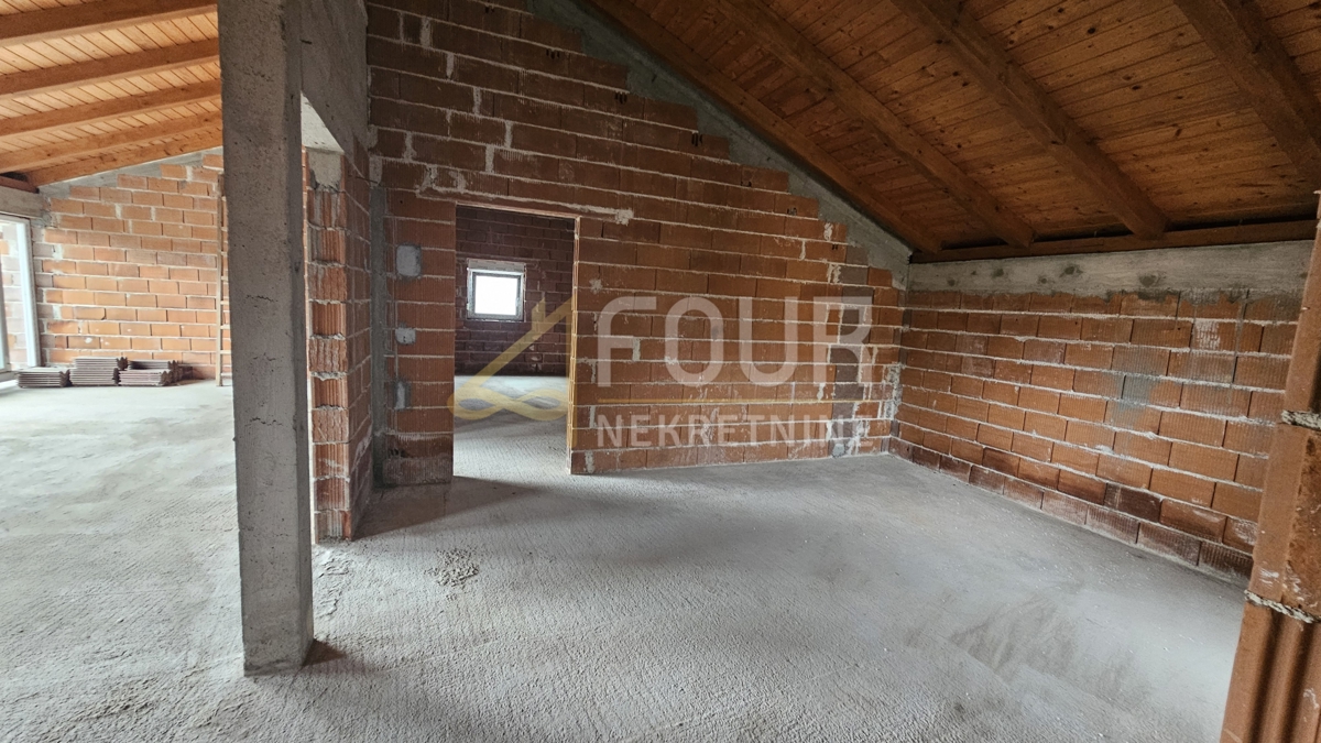 Srdoči, Rijeka, 104m2