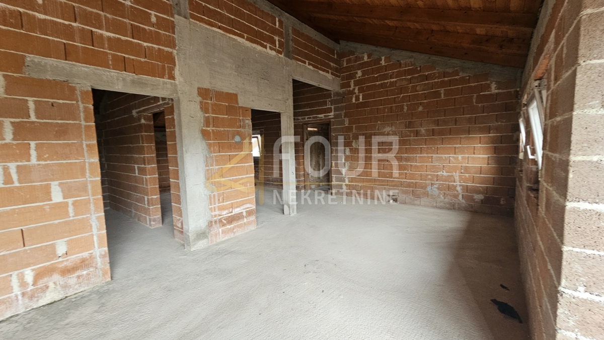 Srdoči, Rijeka, 104m2