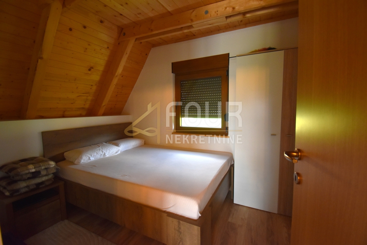 Karlovac - zona, casa indipendente, 114m2