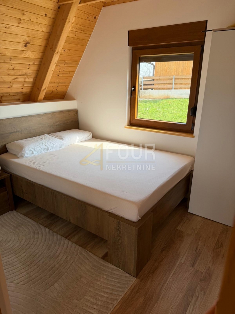 Karlovac - zona, casa indipendente, 114m2