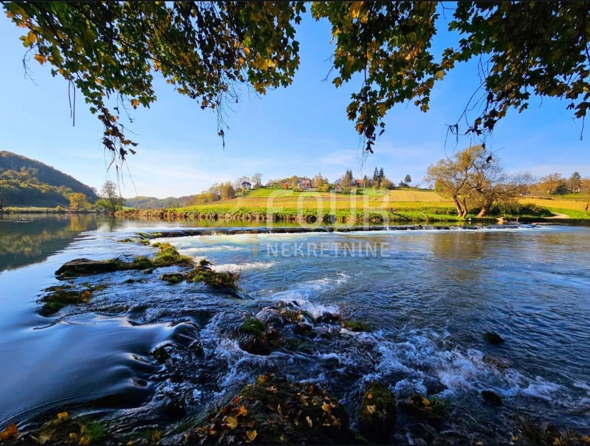 Karlovac - zona, casa indipendente, 114m2