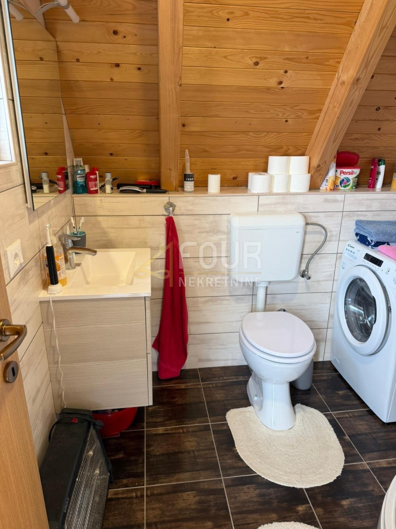 Karlovac - zona, casa indipendente, 114m2