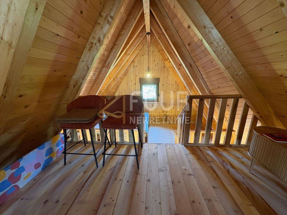 Karlovac - zona, casa indipendente, 114m2