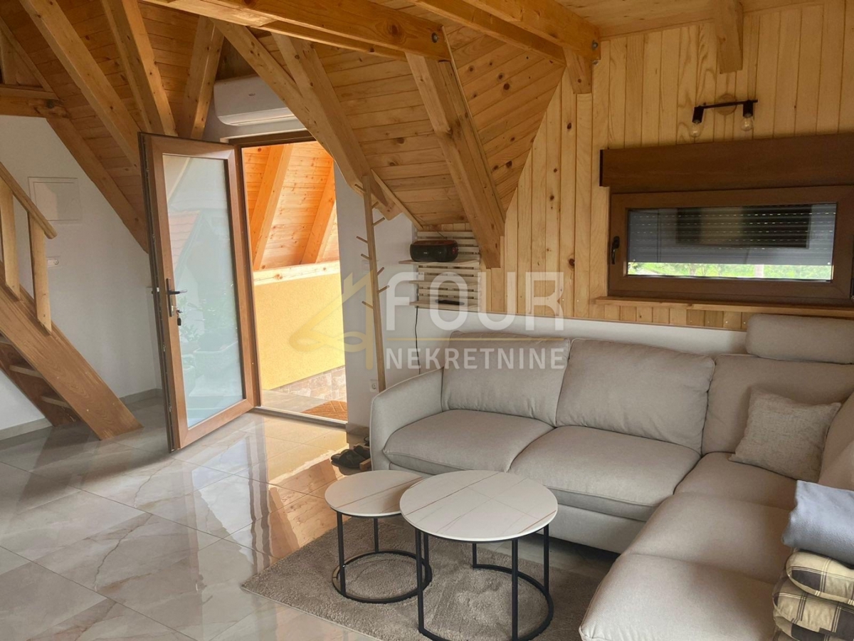 Karlovac - zona, casa indipendente, 114m2