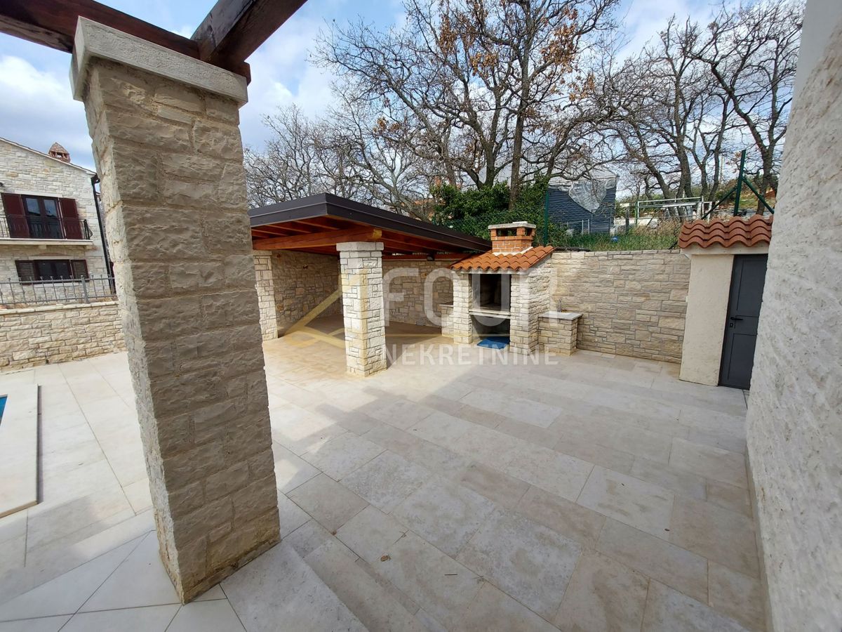 Kaštelir, Kaštelir-Labinci, 180m2