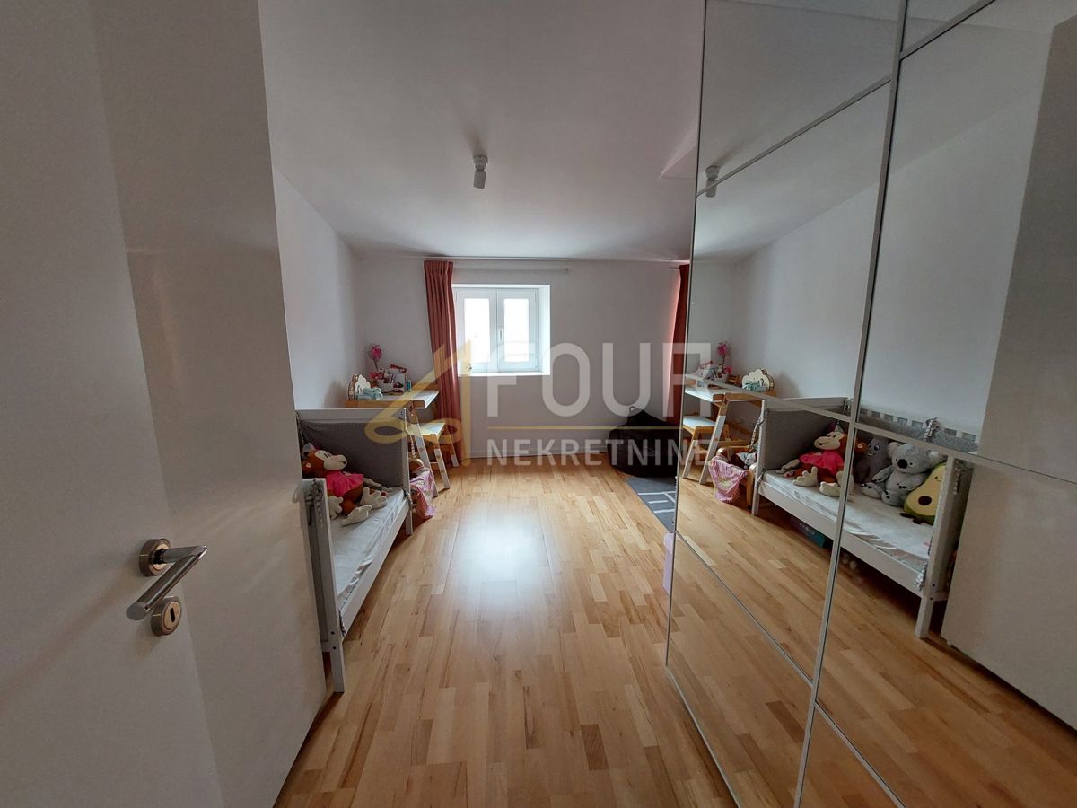 Centar, Rijeka, 101,90m2