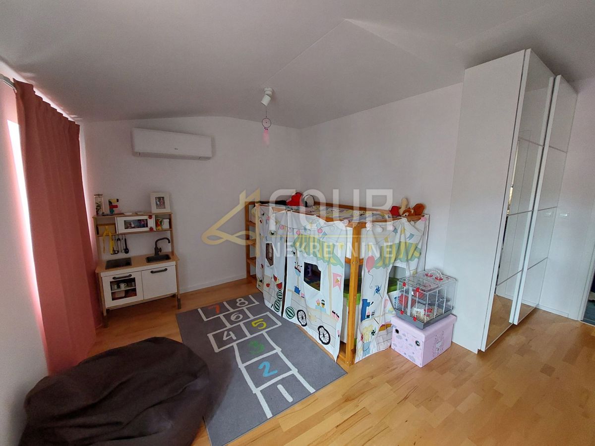 Centar, Rijeka, 101,90m2