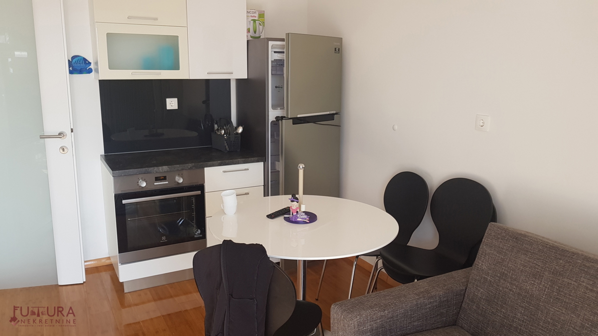 NOVALJA, VENDITA DI DUE APPARTAMENTI 87,73 M2, VISTA MERAVIGLIOSA!!!