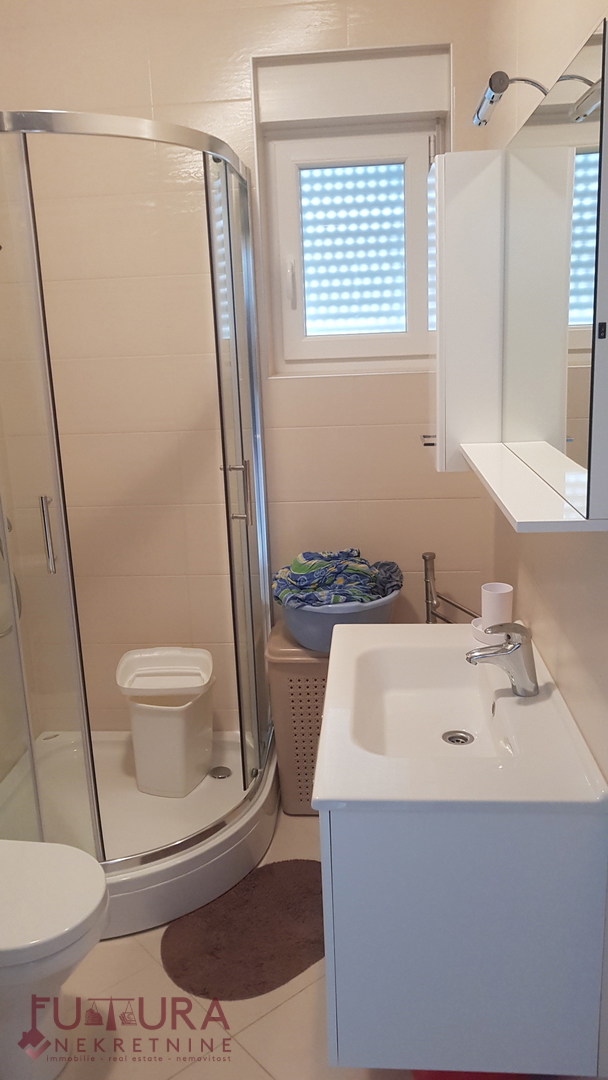 NOVALJA, VENDITA DI DUE APPARTAMENTI 87,73 M2, VISTA MERAVIGLIOSA!!!