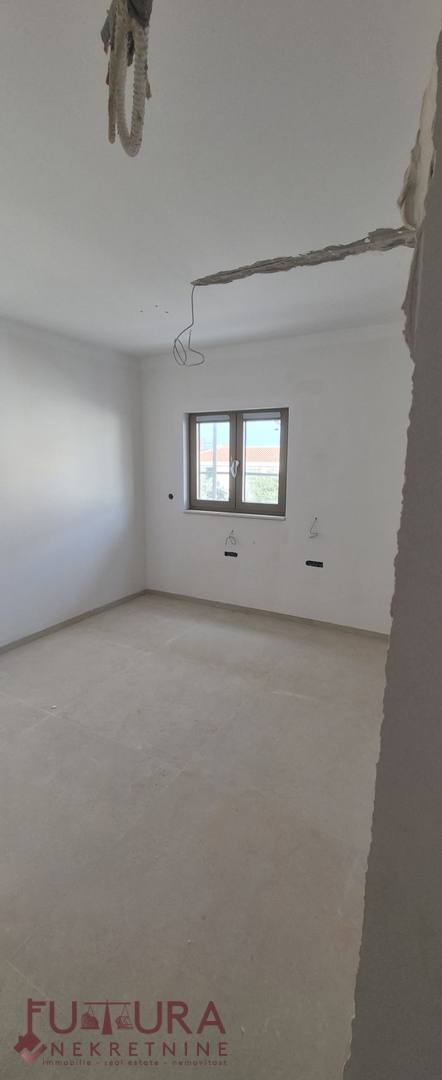 PAG - MANDRE, APPARTAMENTO 131,72 M2, VENDITA, PRIMA FILA, VISTA APERTA, GIARDINO, TERRAZZA SUL TETTO!!!